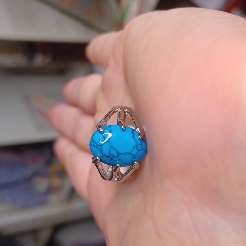New silver aqua ring size 8